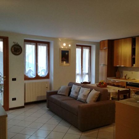 Appartamento Borgo Antico Oliveto Lario Екстер'єр фото